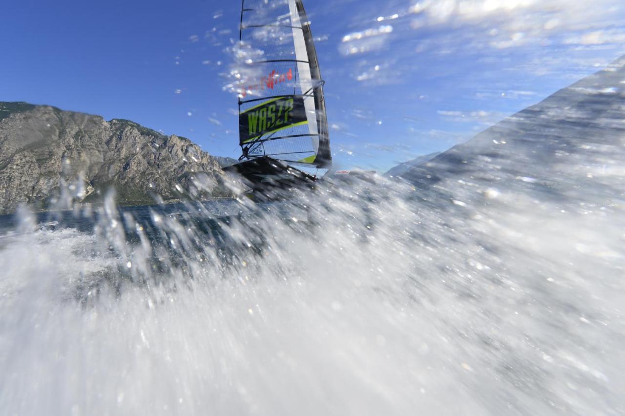 Wind Hotel Malcesine Exteriör bild