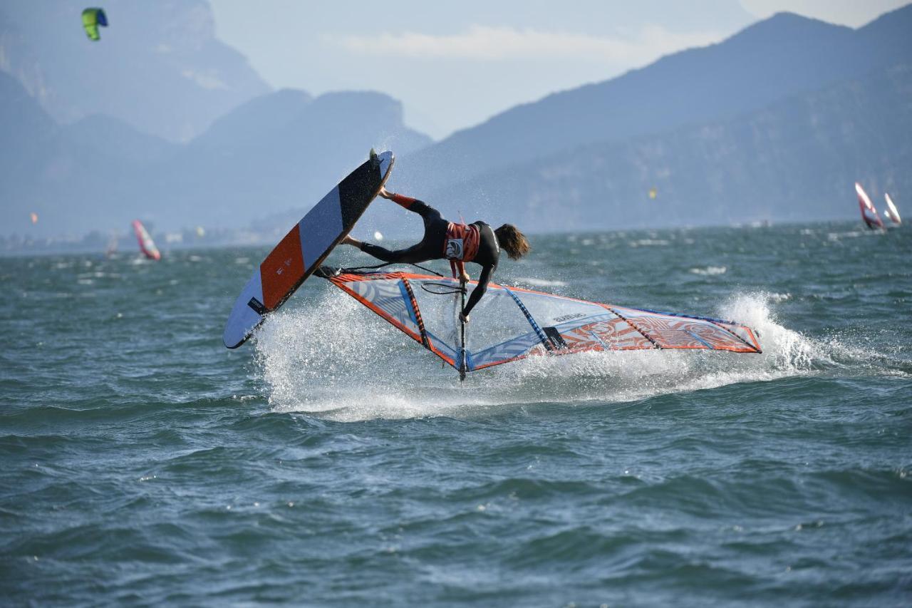 Wind Hotel Malcesine Exteriör bild