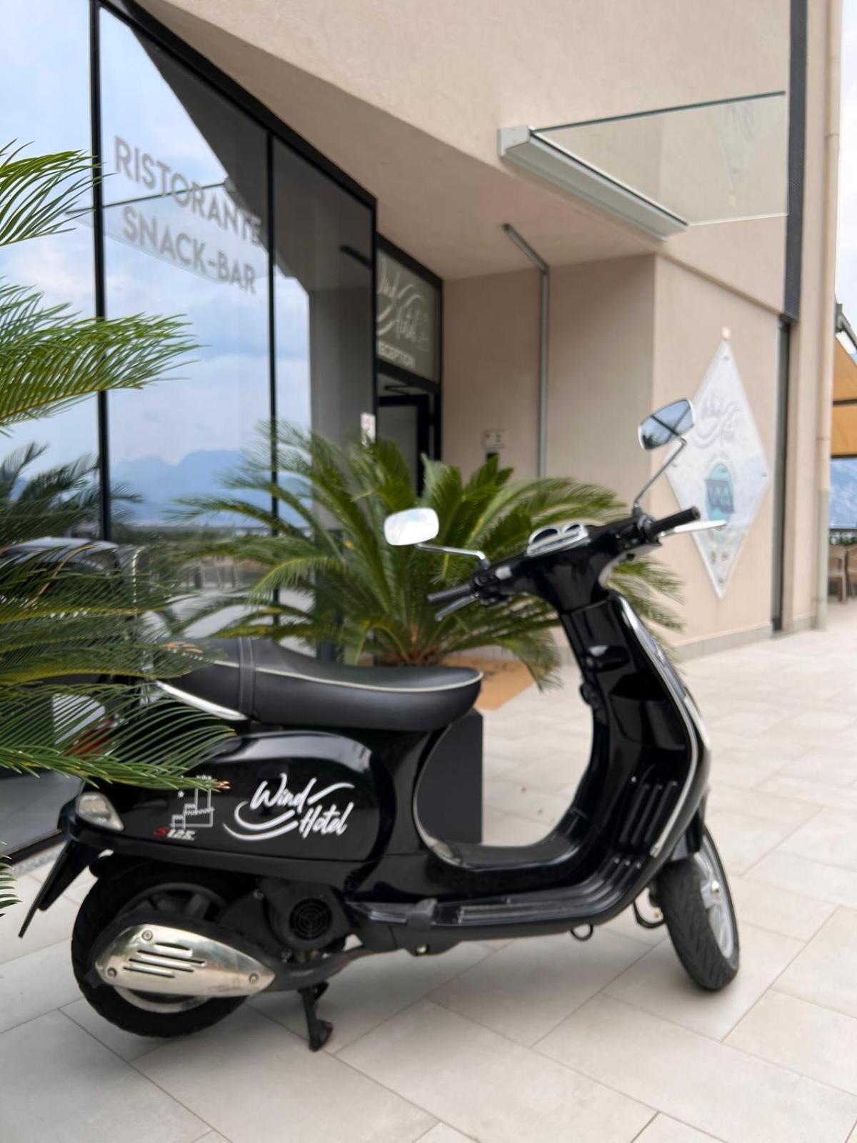 Wind Hotel Malcesine Exteriör bild