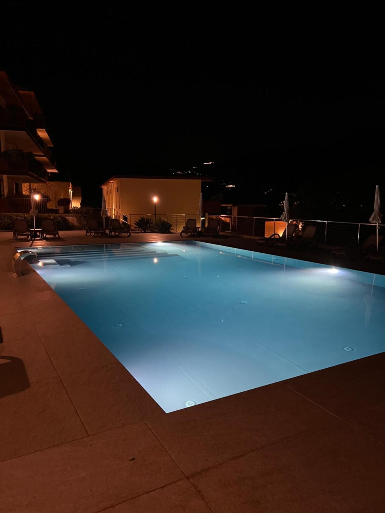 Wind Hotel Malcesine Exteriör bild